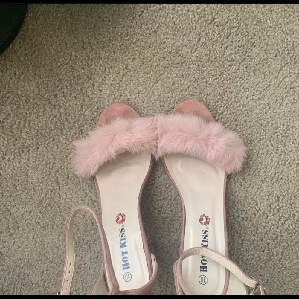 super cute heels !